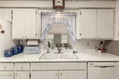 4045 E Capri Avenue, Mesa, AZ 85206 - Photo 13