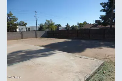 8703 W Sahuaro Drive, Peoria, AZ 85345 - Photo 23