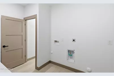 2813 E Trumbull Road #1, Phoenix, AZ 85040 - Photo 19