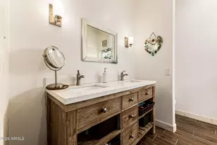 8125 S Taylor Dr, Tempe, AZ 85284 - Photo 13