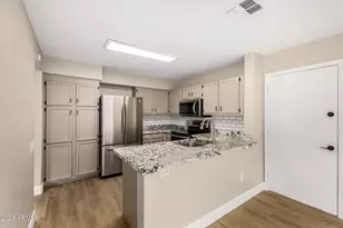 1445 E Countrywalk Ln, Chandler, AZ 85225 - Photo 11