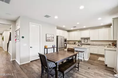 2041 E Wisteria Drive, Chandler, AZ 85286 - Photo 11