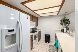 1951 N 64th St, Mesa, AZ 85205 - Photo 7