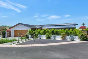 5812 N 44th Pl, Phoenix, AZ 85018 - Photo 1