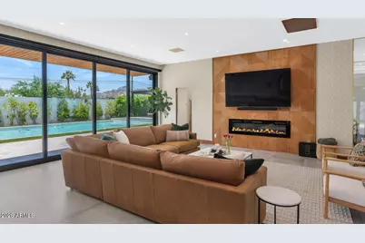 5812 N 44th Place, Phoenix, AZ 85018 - Photo 15