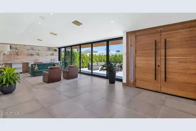 5812 N 44th Place, Phoenix, AZ 85018 - Photo 3