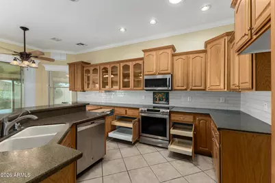 11009 E Neville Avenue, Mesa, AZ 85209 - Photo 11