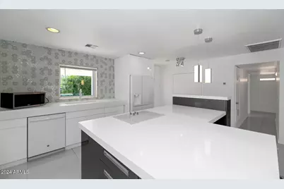 4222 E Indianola Avenue, Phoenix, AZ 85018 - Photo 5