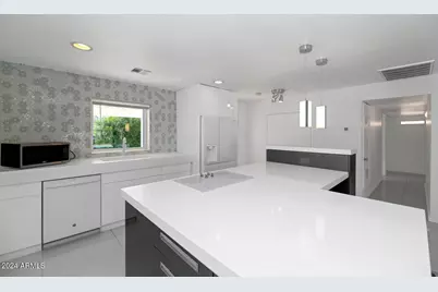 4222 E Indianola Avenue, Phoenix, AZ 85018 - Photo 5