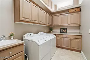 1925 E Bay Tree Ct, Gilbert, AZ 85234 - Photo 45