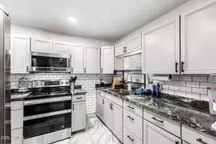 2339 W Pima St, Phoenix, AZ 85009 - Photo 13