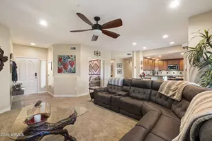 21320 N 56th St, Phoenix, AZ 85054 - Photo 3