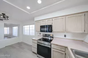 1004 E Annette Dr, Phoenix, AZ 85022 - Photo 11