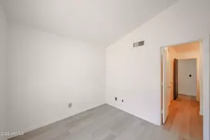 1004 E Annette Dr, Phoenix, AZ 85022 - Photo 17