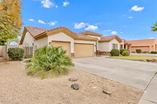13354 W Palm Ln, Goodyear, AZ 85395 - Photo 3