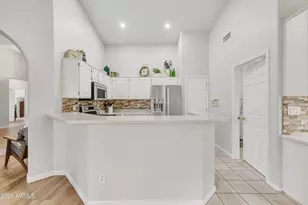 13354 W Palm Ln, Goodyear, AZ 85395 - Photo 17