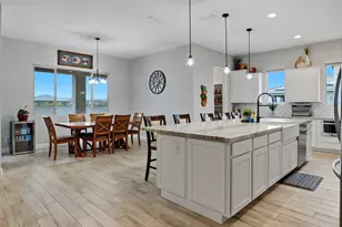 18242 W Colter St, Litchfield Park, AZ 85340 - Photo 9