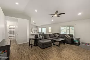 2872 E Carla Vista Ct, Gilbert, AZ 85295 - Photo 7