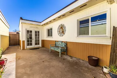 2541 N 22nd Drive, Phoenix, AZ 85009 - Photo 23