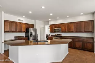 22005 N 43rd Pl, Phoenix, AZ 85050 - Photo 23