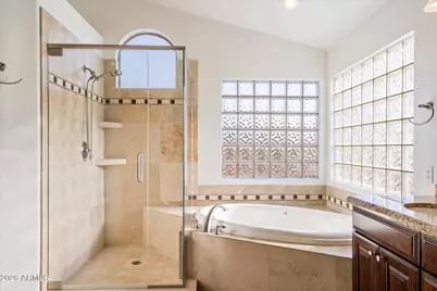 22005 N 43rd Place, Phoenix, AZ 85050 - Photo 37