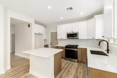 39912 N Thunder Hills Lane, Phoenix, AZ 85086 - Photo 13