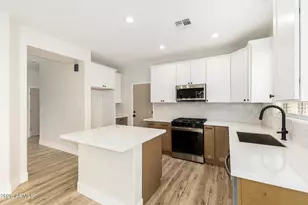 39912 N Thunder Hills Ln, Phoenix, AZ 85086 - Photo 13