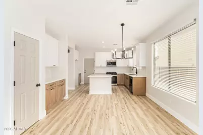 39912 N Thunder Hills Lane, Phoenix, AZ 85086 - Photo 11