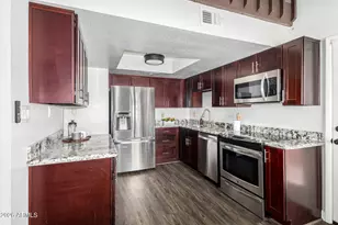 2151 E Sanos Dr, Tempe, AZ 85281 - Photo 23