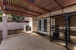 2151 E Sanos Dr, Tempe, AZ 85281 - Photo 51