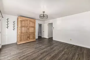 2151 E Sanos Dr, Tempe, AZ 85281 - Photo 21