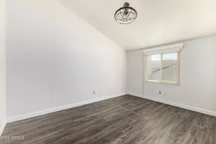 2151 E Sanos Dr, Tempe, AZ 85281 - Photo 43