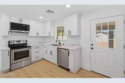 215 S 82nd Way, Mesa, AZ 85208 - Photo 11