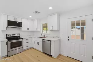 215 S 82nd Way, Mesa, AZ 85208 - Photo 13