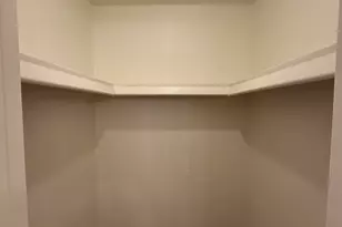 924 S Hacienda Dr, Tempe, AZ 85281 - Photo 15