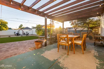 529 W Cambridge Avenue, Phoenix, AZ 85003 - Photo 47