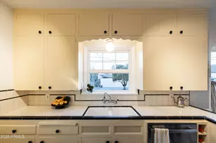 529 W Cambridge Ave, Phoenix, AZ 85003 - Photo 23