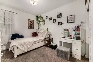 10172 S Holandes Dr, Apache Junction, AZ 85120 - Photo 11