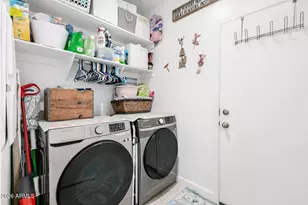 10172 S Holandes Dr, Apache Junction, AZ 85120 - Photo 11