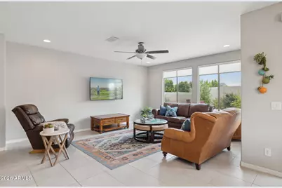 5835 N 88th Lane, Glendale, AZ 85305 - Photo 11