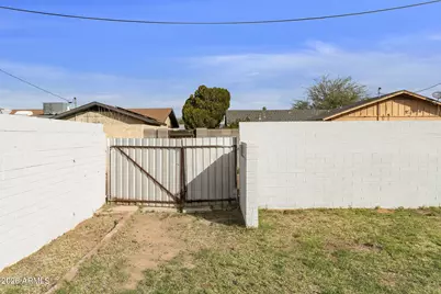 416 W Ivanhoe Place, Chandler, AZ 85225 - Photo 29