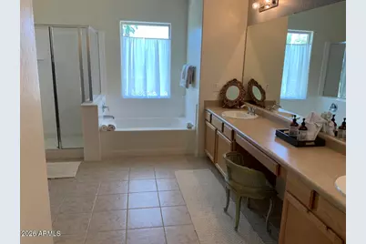 2114 E Aire Libre Avenue, Phoenix, AZ 85022 - Photo 11