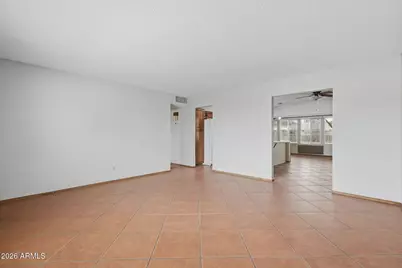 2407 W Laurel Lane, Phoenix, AZ 85029 - Photo 7