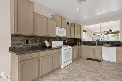 15039 E Desert Willow Drive, Fountain Hills, AZ 85268 - Photo 9