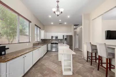 18174 W Wind Song Avenue, Goodyear, AZ 85338 - Photo 9