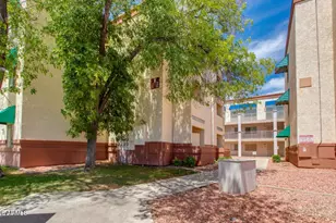 12123 W Bell Rd, Surprise, AZ 85378 - Photo 19