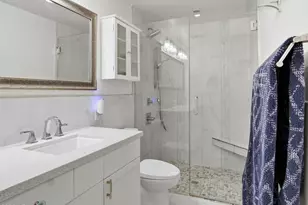 334 W Medlock Dr, Phoenix, AZ 85013 - Photo 23