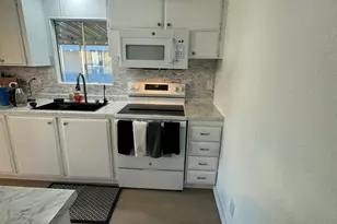 6960 W Peoria Ave, Peoria, AZ 85345 - Photo 9