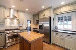 313 W Holly St, Phoenix, AZ 85003 - Photo 31