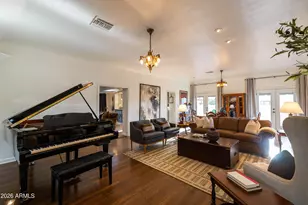 313 W Holly St, Phoenix, AZ 85003 - Photo 9